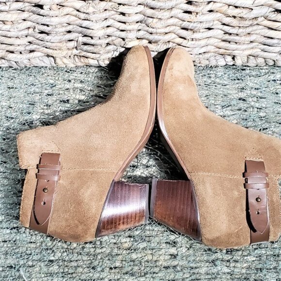 GUESS Suede Heeled Booties Size 7M - Picture 8 of 11